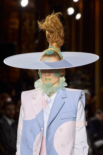 Look 182